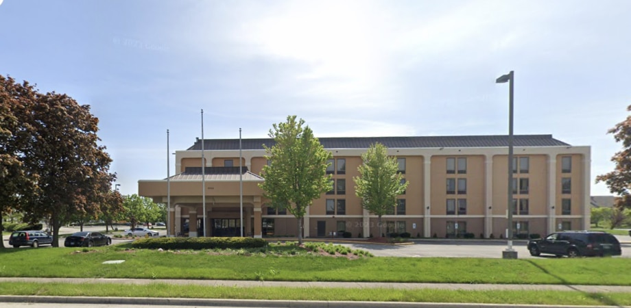 Days Inn Matteson IL exterior.